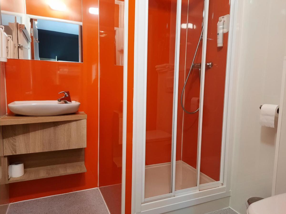 Kyriad Direct Caen Nord Memorial Saint-Contest Екстер'єр фото